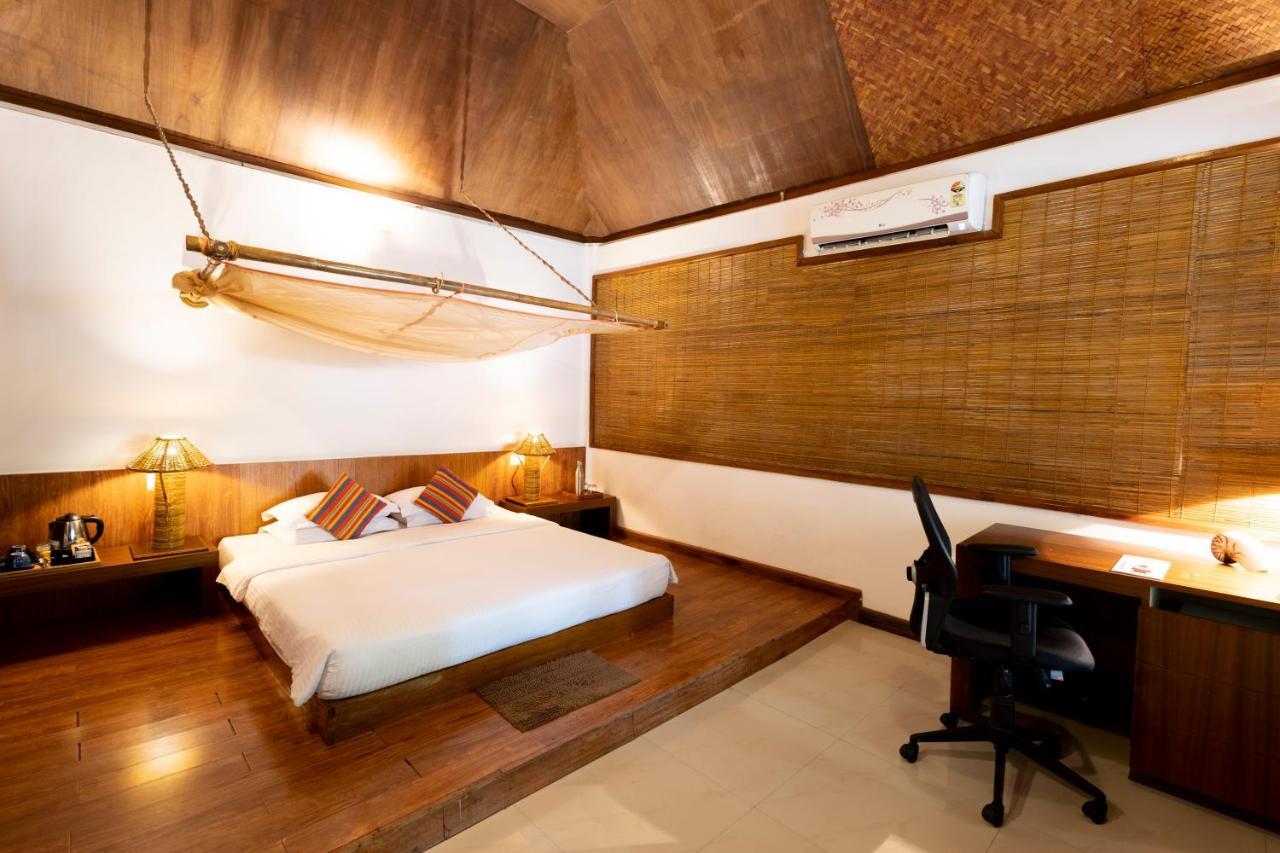 Wild Orchid Hotel Kala Pathar Beach Exterior photo